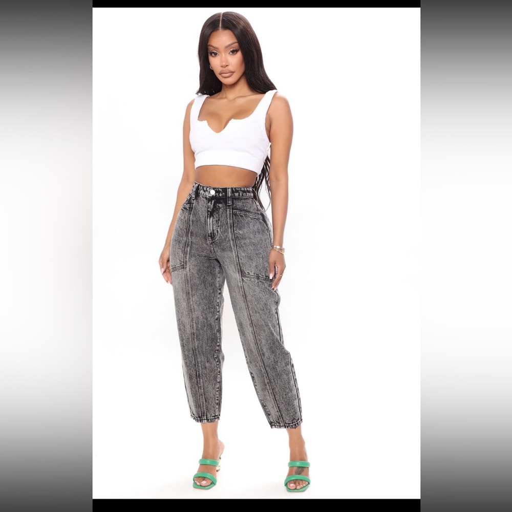 Fashion nova black jean size 0 NEW **